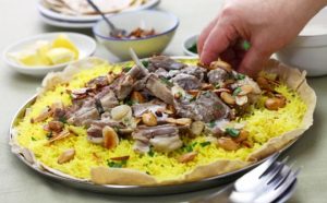 جدل حول كبسة الـ ” بنادول ” في مطاعم سعودية