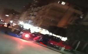 مصر : مجهولون يسقطون المارة أرضاً بسبب ” تيك توك “ ( فيديو )