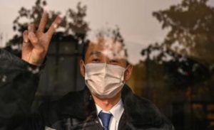 شفاء رجل عمره 100 عام من فيروس كورونا الجديد في ووهان بالصين