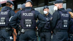 تقرير حكومي ألماني يكشف عن وجود متطرفين في الوكالات الأمنية