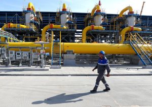 خط أنابيب «يامال-أوروبا» الروسي يستأنف شحنات الغاز الطبيعي من ألمانيا إلى بولندا