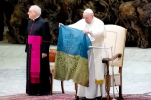 البابا فرنسيس: ماريوبول الأوكرانية تعرضت لقصف وحشي