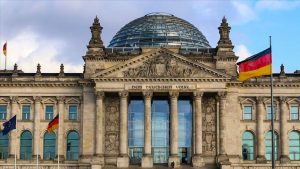 البرلمان الألماني يقر عدة تخفيضات ضريبية لتعويض ارتفاع أسعار الطاقة والغذاء
