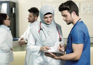 من جديد .. السوريون يتصدرون قائمة الأطباء الأجانب في ألمانيا ( فيديو )