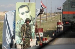 السويد تحاكم عميداً سابقاً في جيش بشار الأسد بتهم تتعلق بجرائم الحرب ( فيديو )