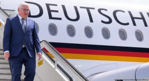 دويتشه فيله : الرئيس الألماني يزور تركيا حاملا معه 60 كلغ من الشاورما !