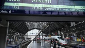 ألمانيا : إصابة حركة القطارات بالشلل في هذه المناطق بعد سرقة كابلات كهربائية