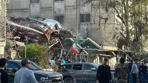 صحيفة : التغلغل الإيراني الكبير بين المدنيين في دمشق يثير مخاوف سكانها من ضربات جديدة
