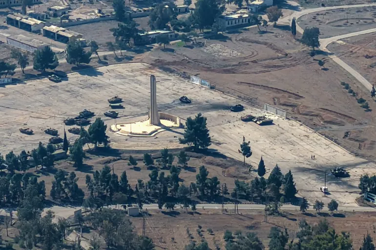 إعلام إسرائيلي: قوات كوماندوز داهمت منشأة عسكرية في بلدة الكسوة السورية ( فيديو )