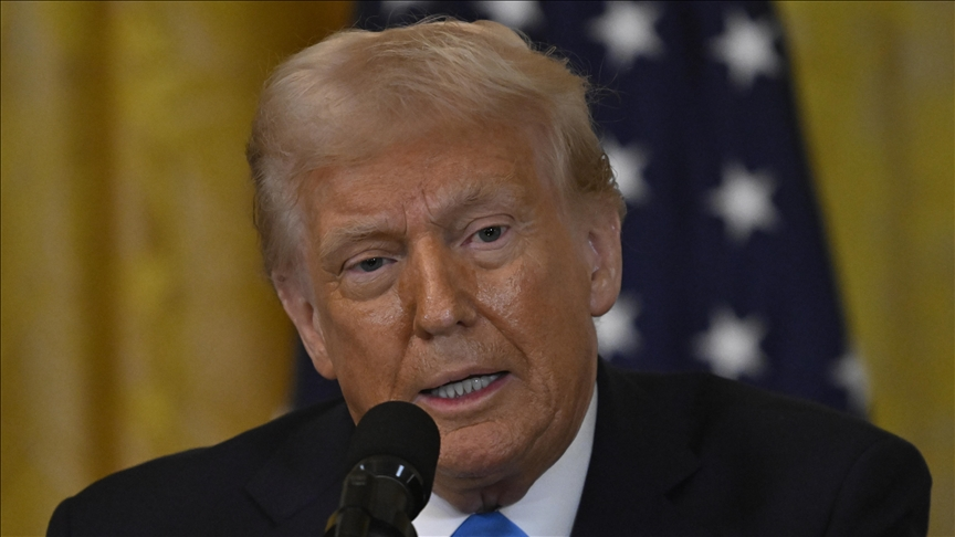 ترامب: حللنا مشكلة هائلة بالتعاون مع سوريا – عكس السير