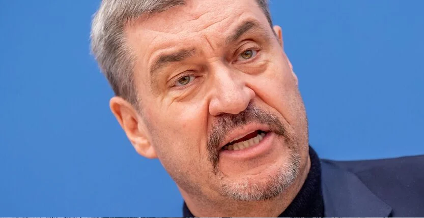 زودر يدعو لإصلاحات اقتصادية في ألمانيا: ” ساعة عمل إضافية أسبوعياً ليست مطلباً مبالغاً به “ – عكس السير