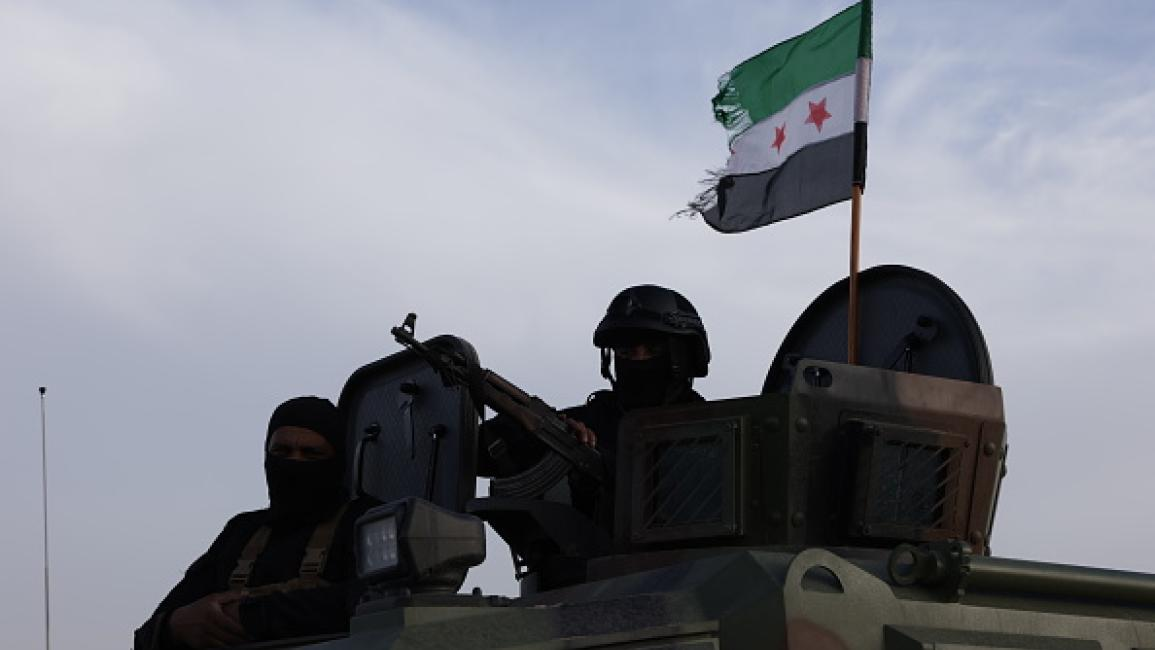 الحسكة : قتيلان وأربعة جرحى في اشتباكات عشائرية على بئر نفط – عكس السير