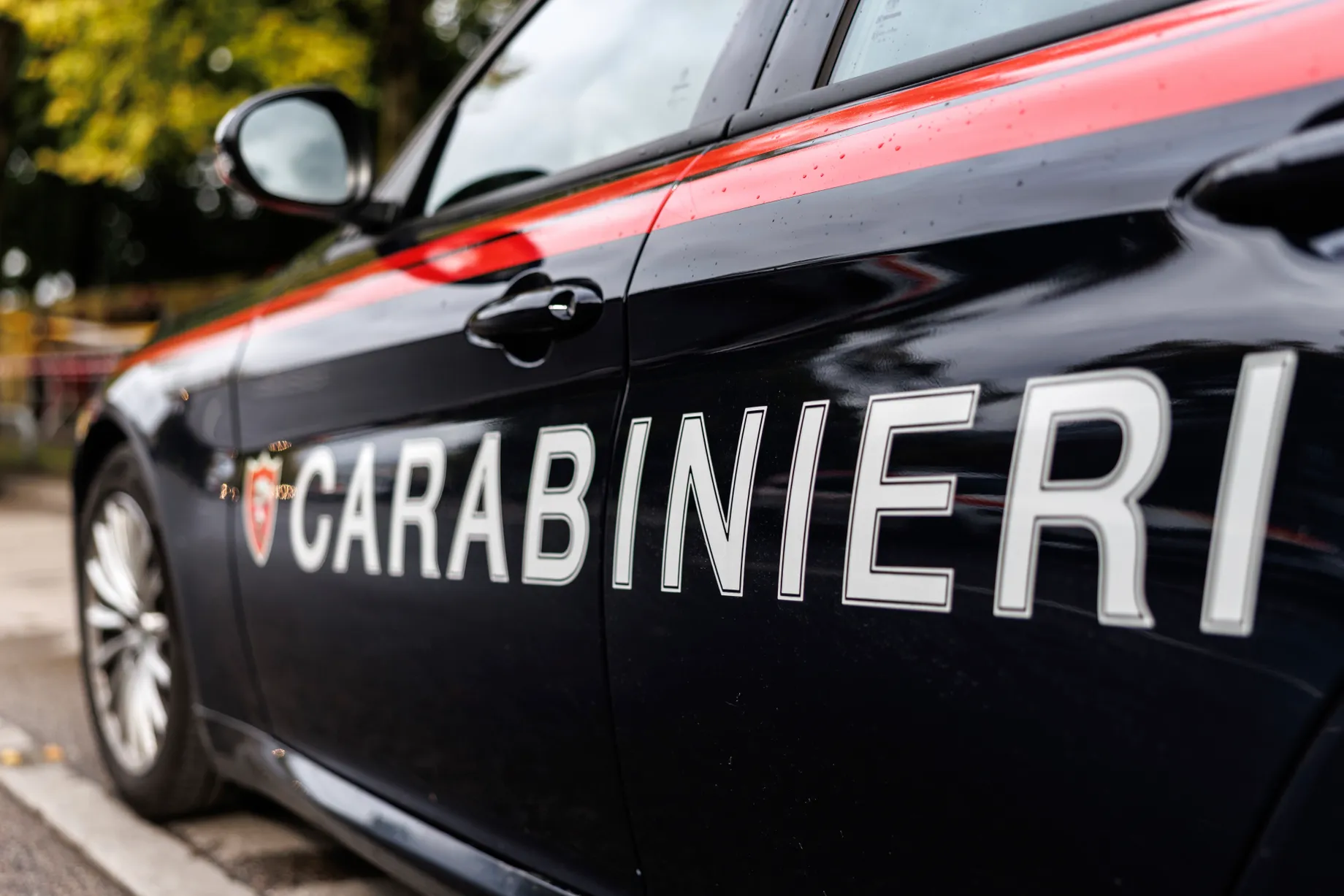 العثور على جثة امرأة ألمانية مقطوعة الرأس قرب فلورنسا .. والسلطات توقف مشتبهاً به – عكس السير