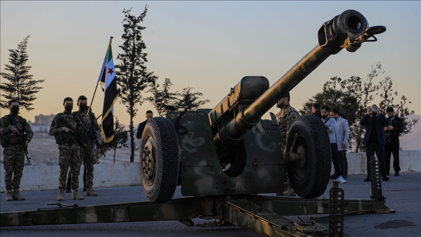 مدفع رمضان يعود للإطلاق في دمشق ( فيديو ) – عكس السير
