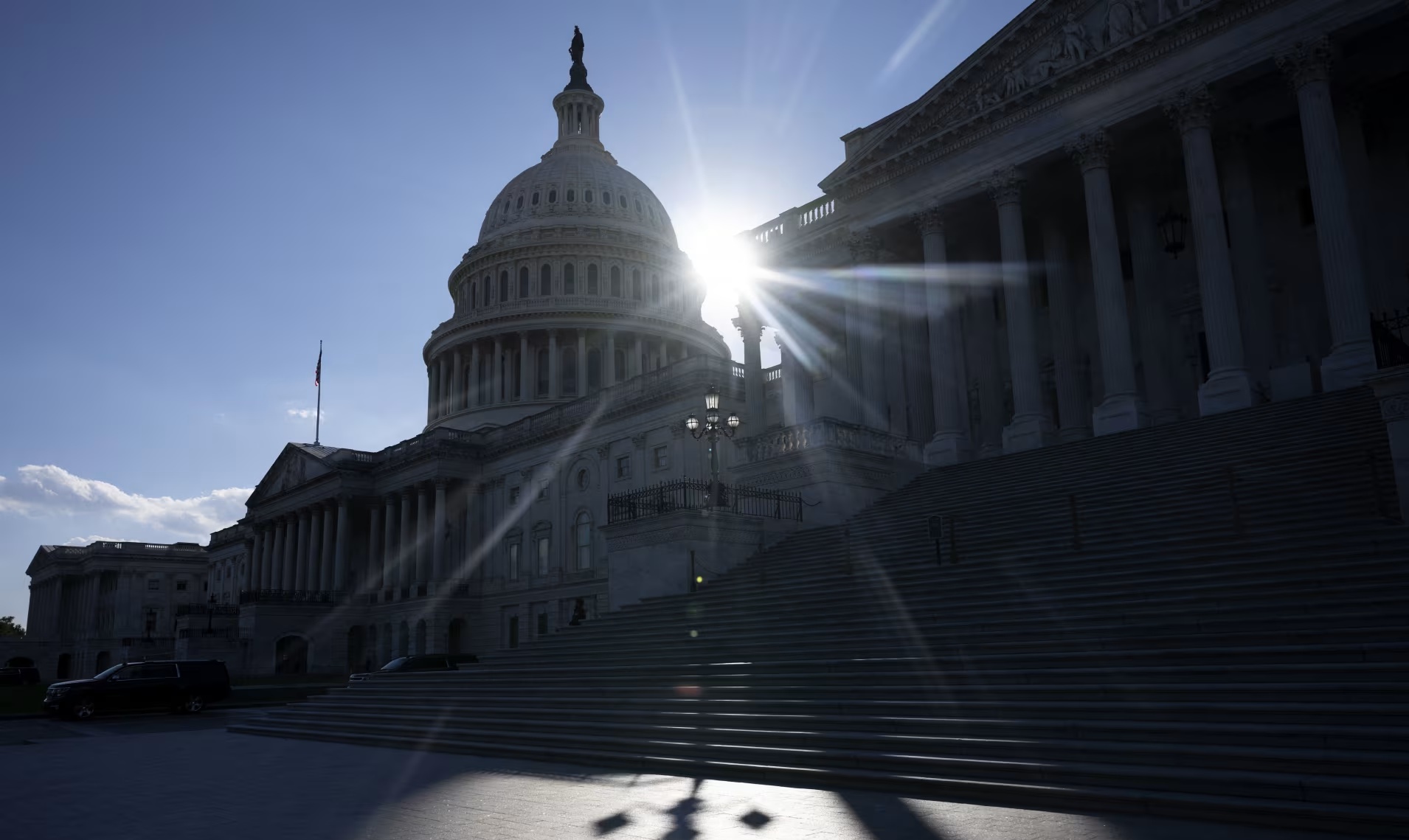 “كانوا مطلعين على معلومات حساسة”.. لغز اختفاء وموت 10 علماء وخبراء أمريكيين يثير تحقيقات موسعة – عكس السير